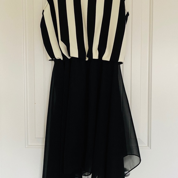 Korea style dress - Picture 3 of 5